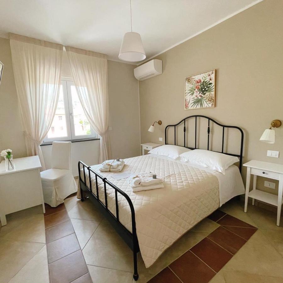 Crialesi Boutique Rooms Falerna Esterno foto