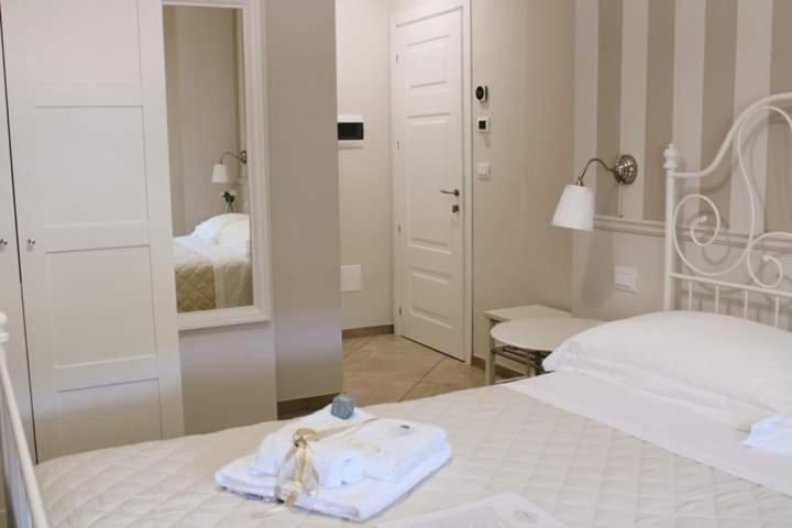 Crialesi Boutique Rooms Falerna Esterno foto