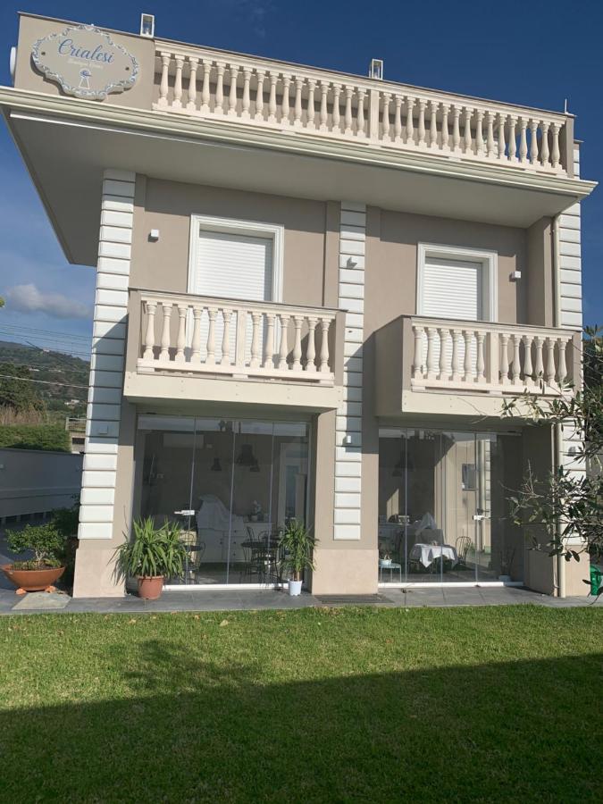 Crialesi Boutique Rooms Falerna Esterno foto